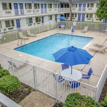 Motel 6-Conroe, Tx Eksteriør bilde