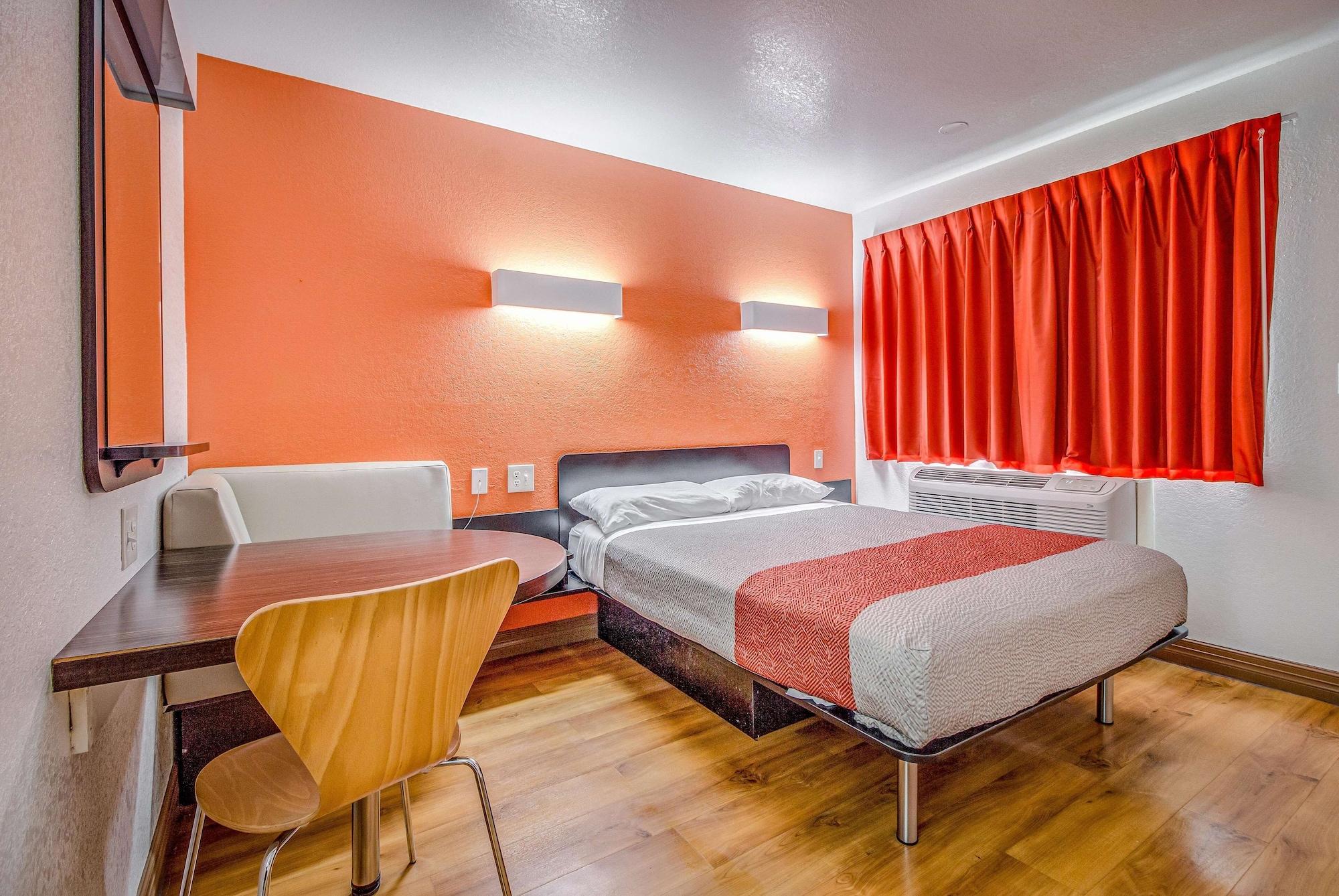 Motel 6-Conroe, Tx Eksteriør bilde