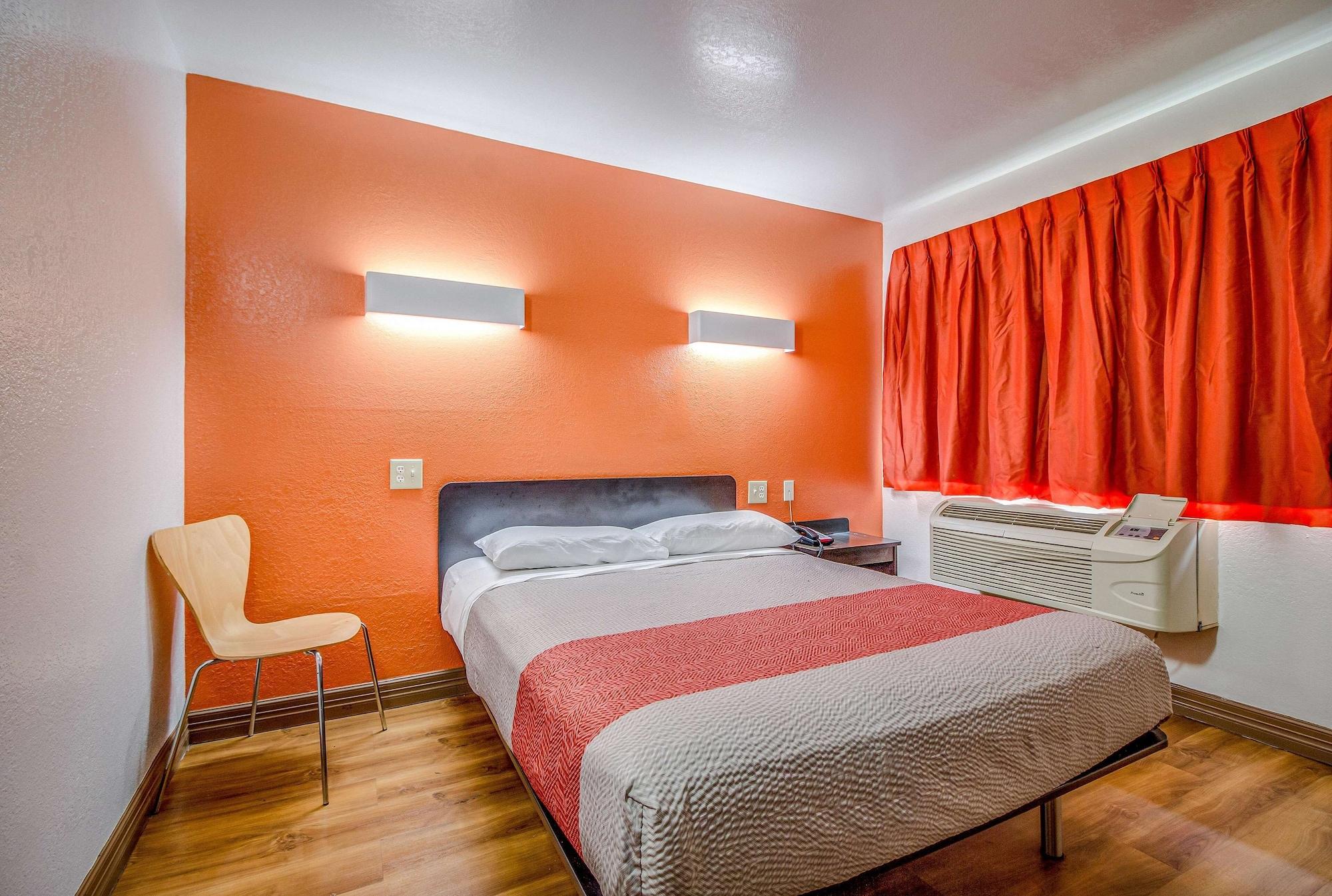 Motel 6-Conroe, Tx Eksteriør bilde