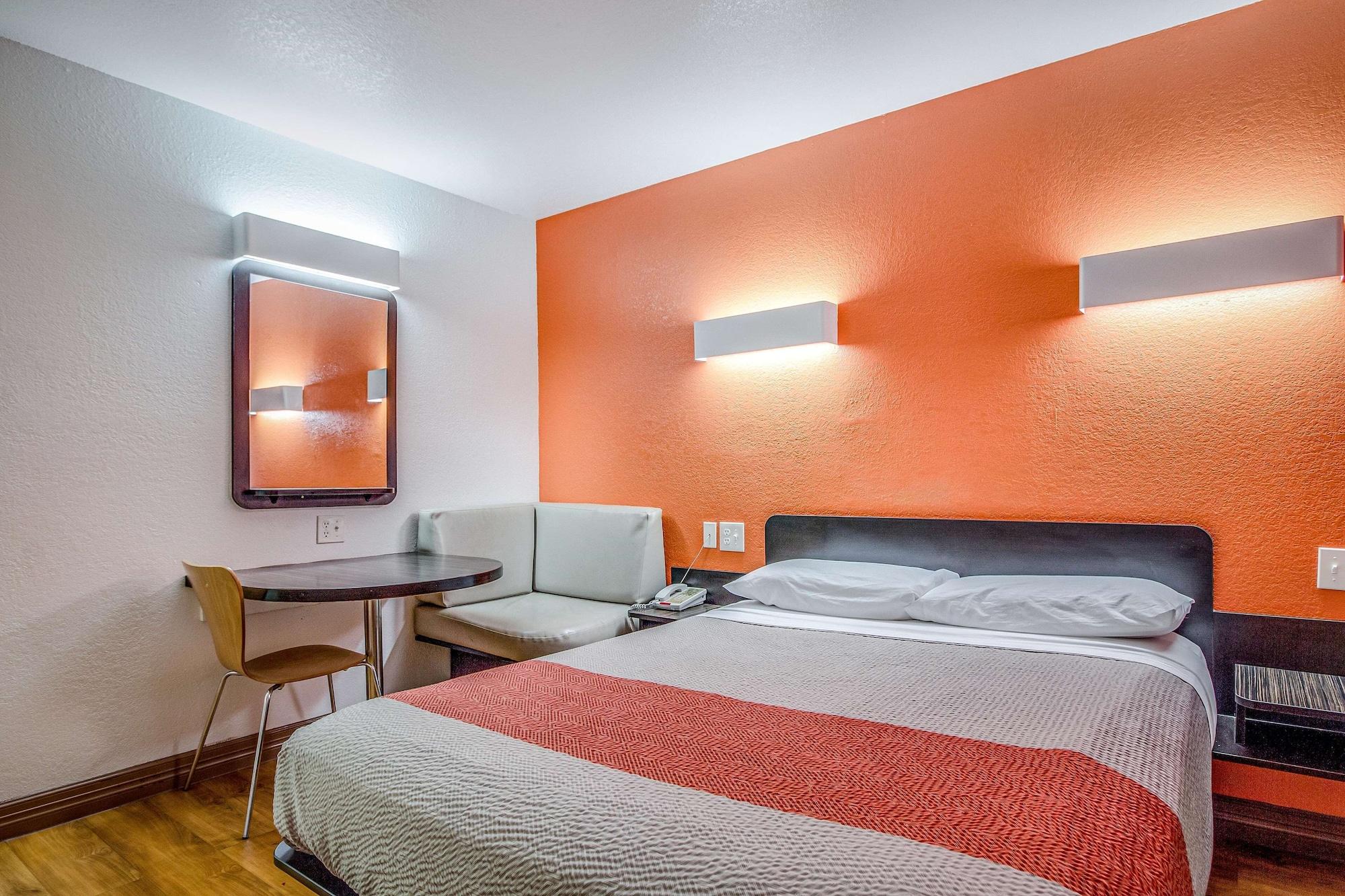 Motel 6-Conroe, Tx Eksteriør bilde