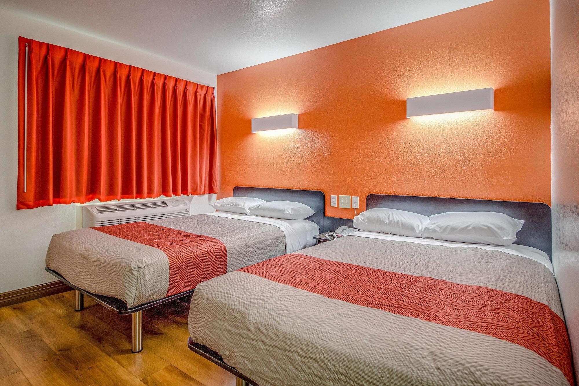 Motel 6-Conroe, Tx Eksteriør bilde