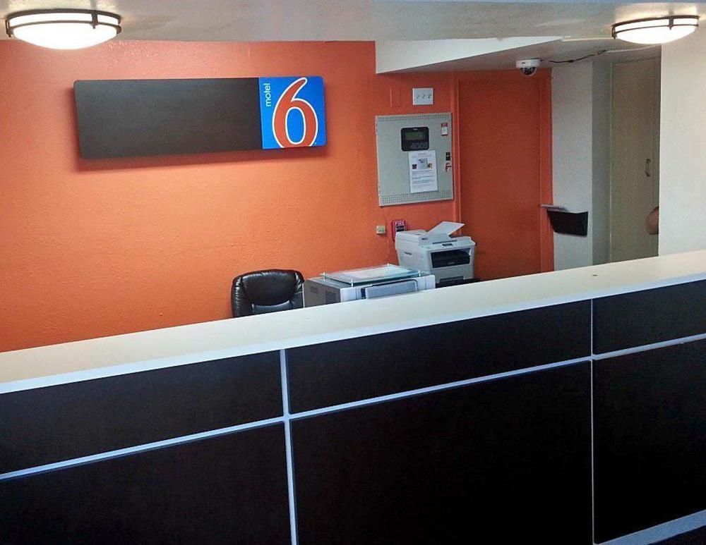 Motel 6-Conroe, Tx Eksteriør bilde