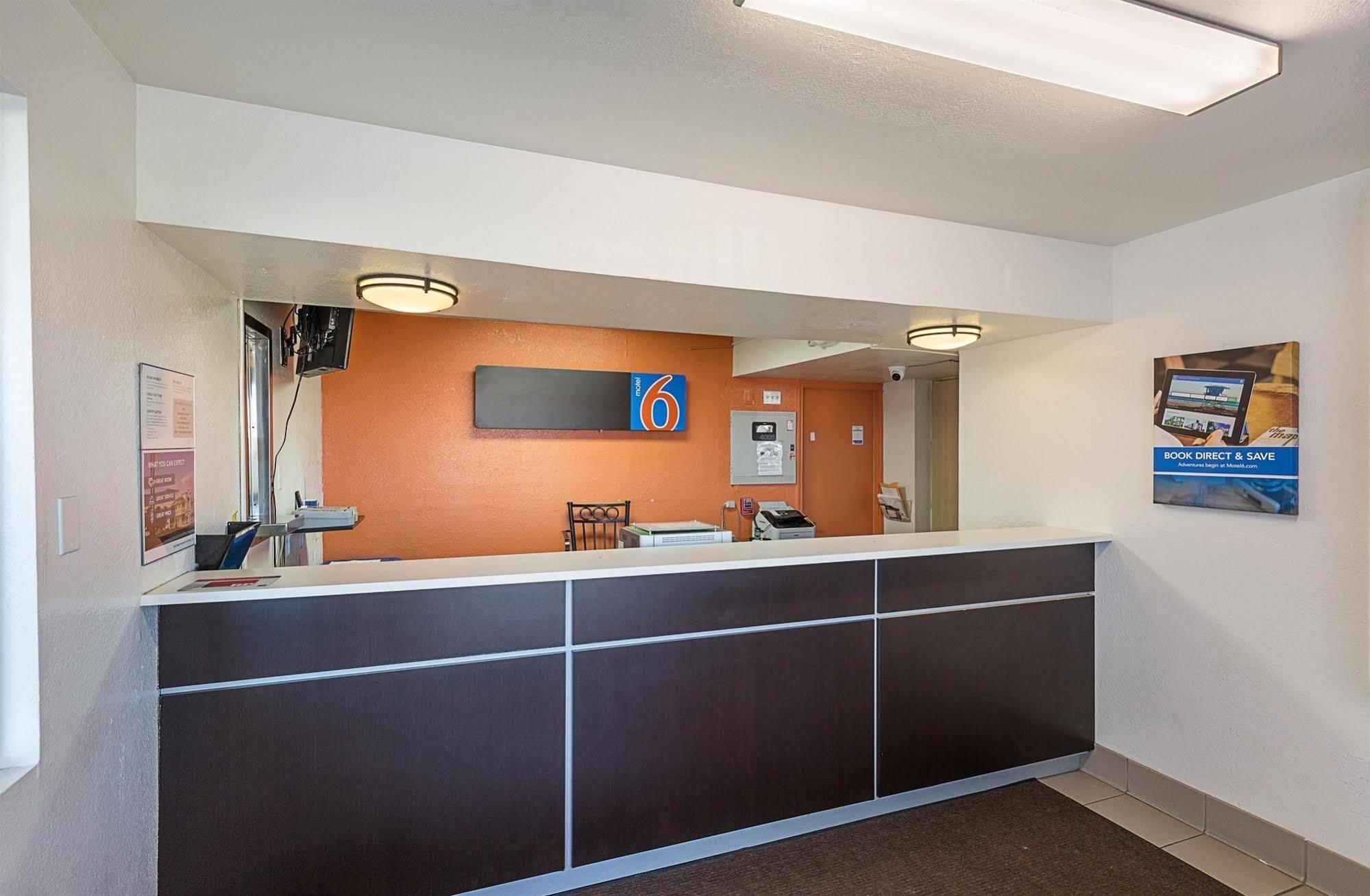 Motel 6-Conroe, Tx Eksteriør bilde